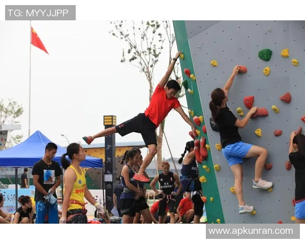 西安攀岩队在极限运动会中的比赛表现与经验总结分析