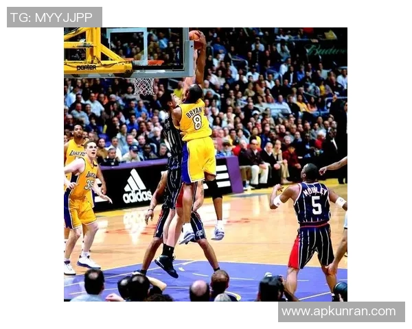 2005年火箭与湖人激战回顾：经典对决中的传奇瞬间与球星表现分析